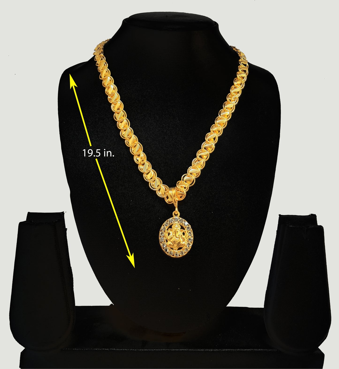 Luxurious Men's Gold Plated Pendant With Chain
